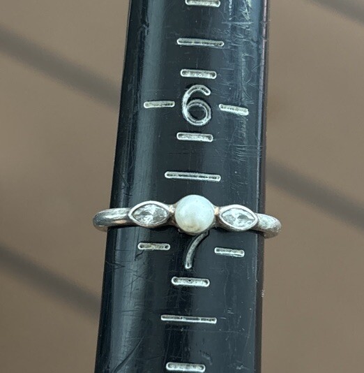 Vintage Pandora Ale P2 S925 54 Sterling Silver Pearl Ring Size