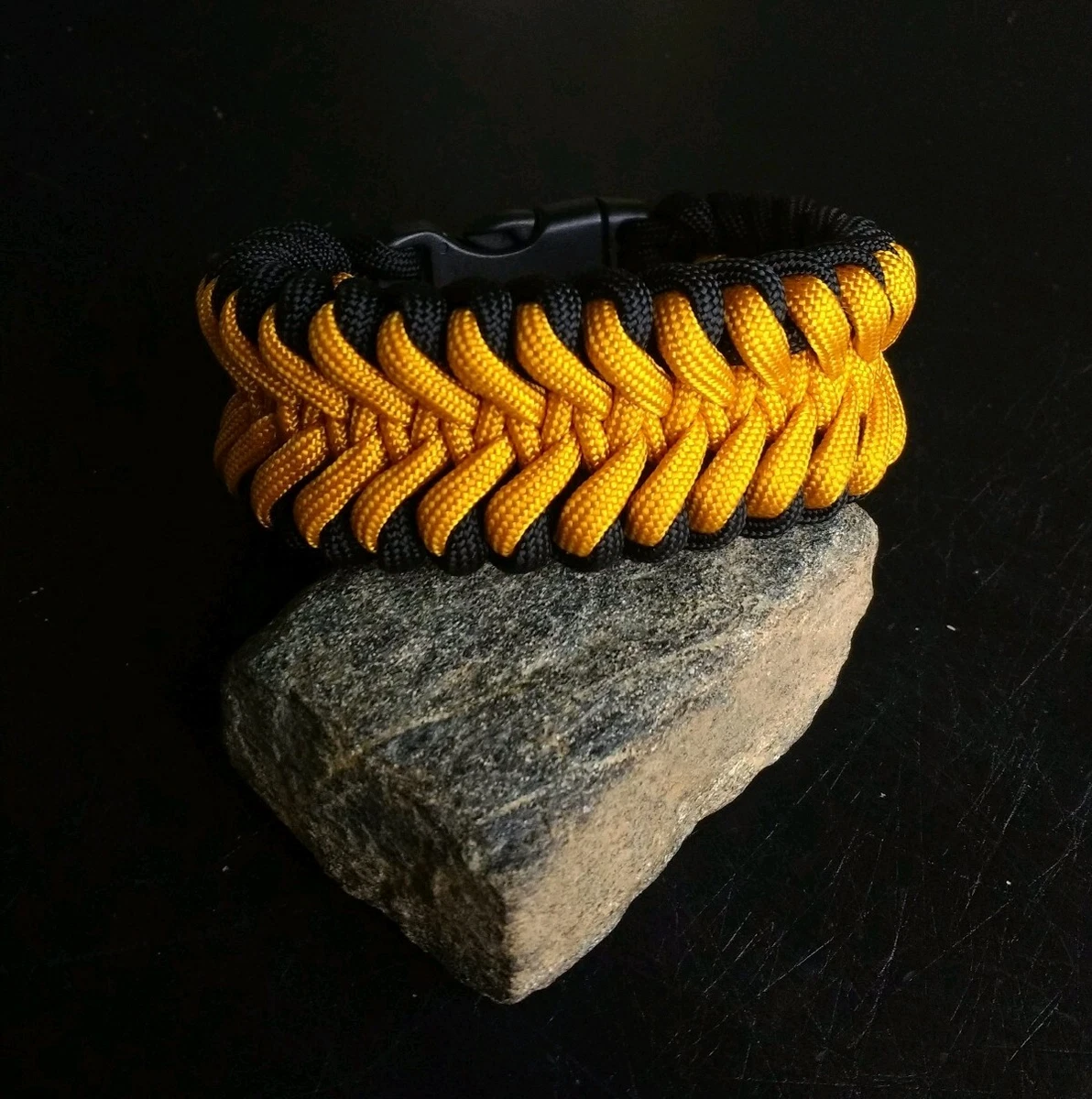 7 paracord bracelet deals