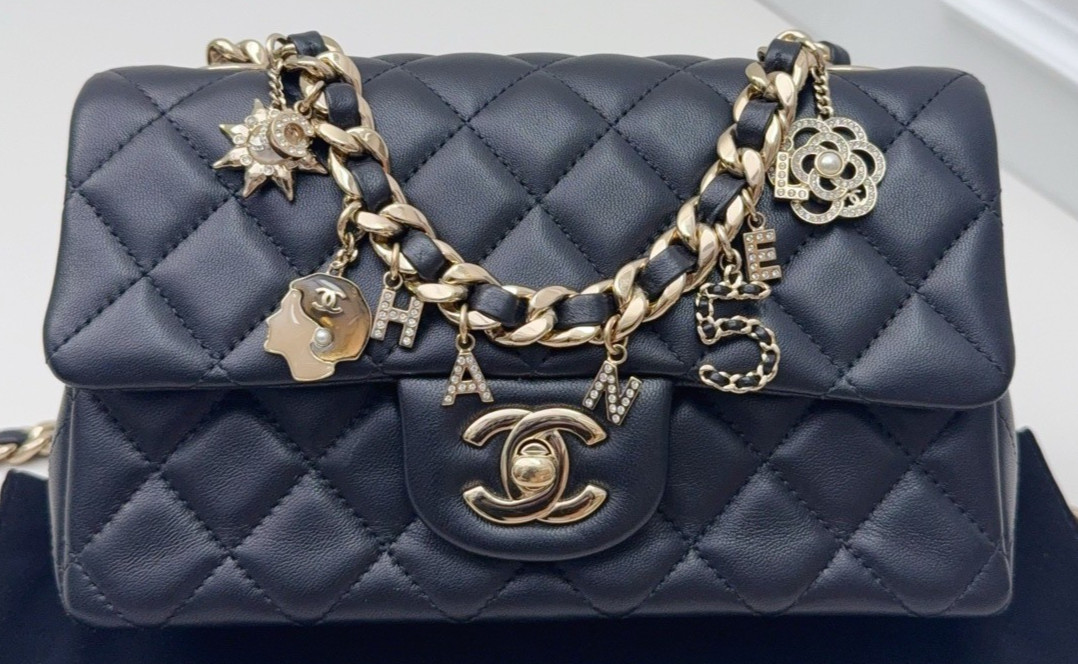 Chanel  Classic Flap Mini Lambskin Chain Shoulder Bag Crossbody Black Women