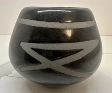 Vintage George And Georgene Garrett Santa Clara Pueblo Blackware Pottery Jar