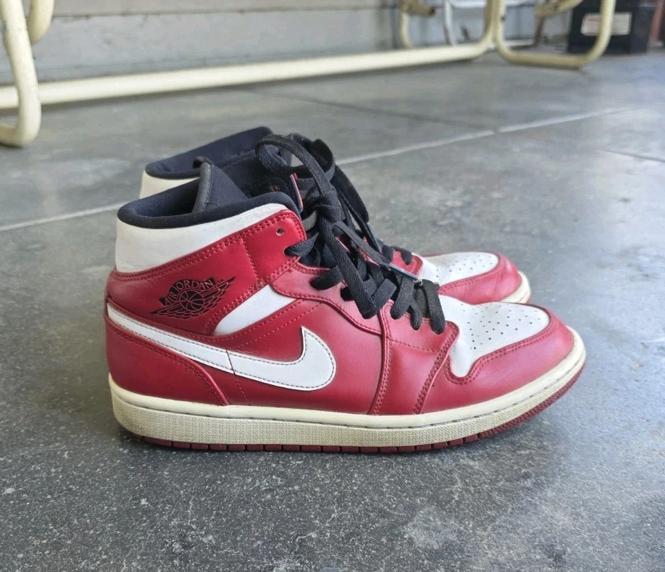 Talla 8 Jordan 1 Mid Chicago Gimnasio Rojo Blanco 554724-605 Foto 2 de 4