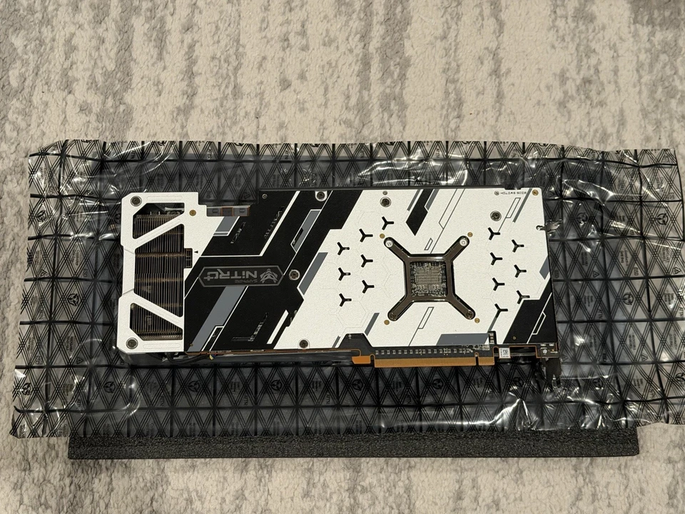 SAPPHIRE Radeon NITRO+ RX 5700 XT 8GB GDDR6 Graphics Card (11293-03-40G) - Image 2 of 4