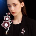 Foto 3 di 12