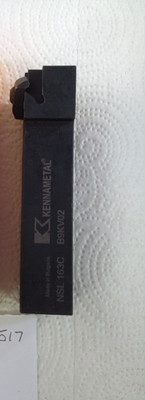 NEW 1'' SHANK KENNAMETAL TOOL HOLDER NSL-163C. TAKES TOP NOTCH INSERT. (D517)