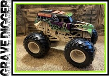 SPIN MASTER MONSTER JAM GRAVE DIGGER