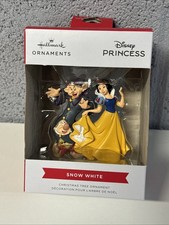 Hallmark Disney Princess Snow White Christmas Tree Ornament
