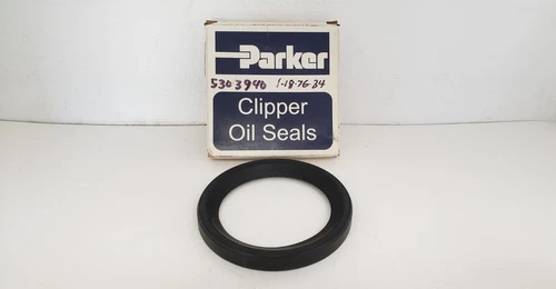 PARKER CLIPPER 16744 H1L5 NITRILE OIL SEAL, 2QTR16, 3.5" x 4.5" x 0.50, NIB