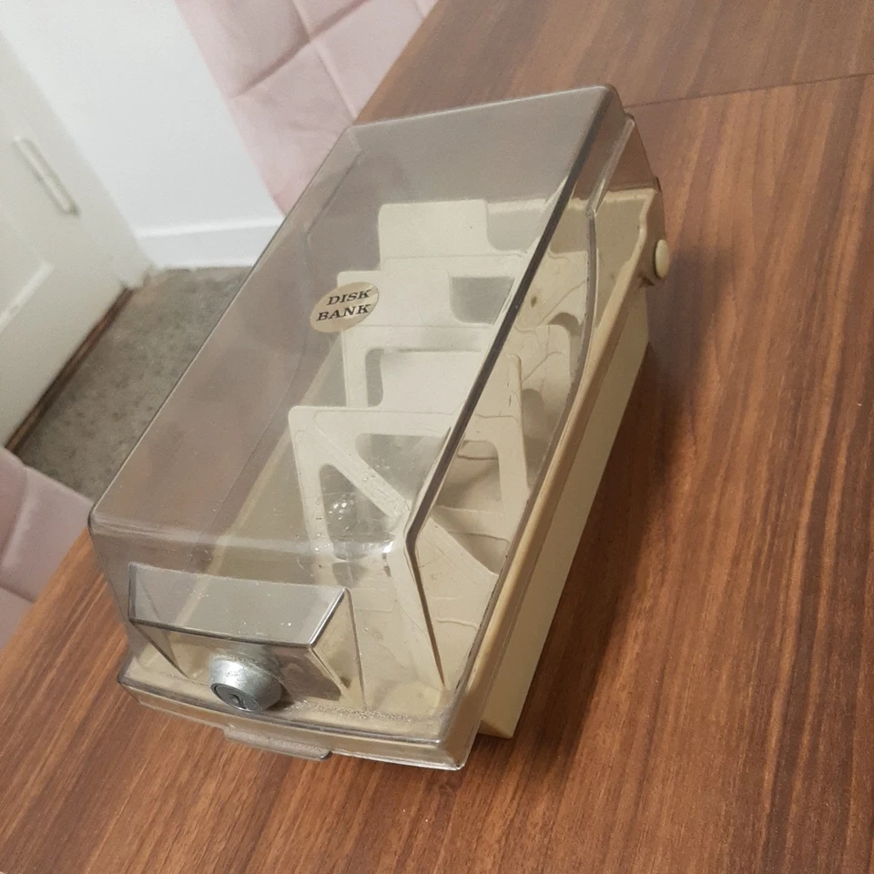 VINTAGE DISKETTEN BANK - DISK BANK