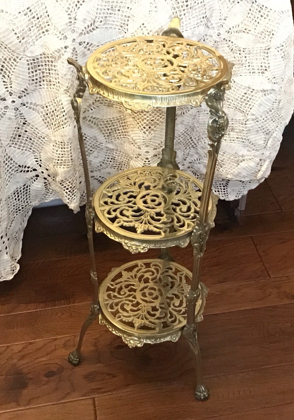Picture 2 of 10
