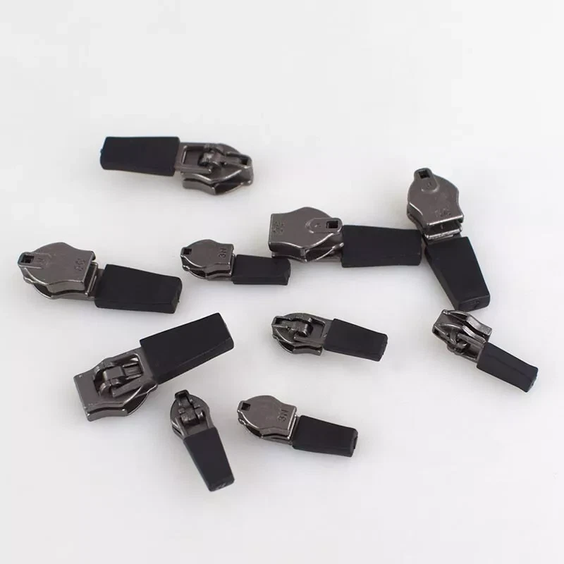 20pcs 3# 5# Nylon Zipper Slider Reverse Pull Head Installation Invisible for Bag - Image 4 of 4
