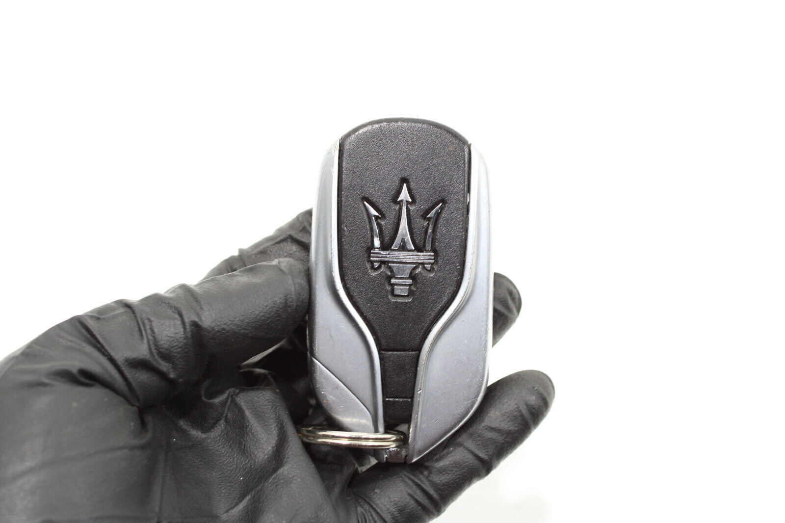 MASERATI LEVANTE SMART KEYLESS ENTRY REMOTE KEY FOB OEM 2017 - 2020