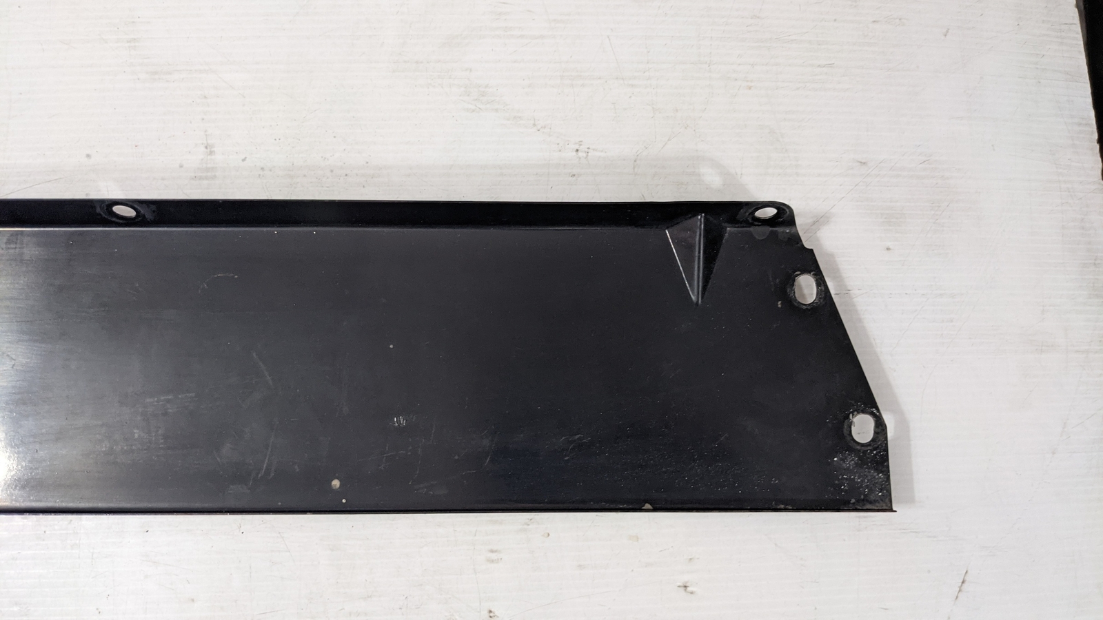 Rolls Royce Silver SPUR upper buffer filler for radiator UB39631