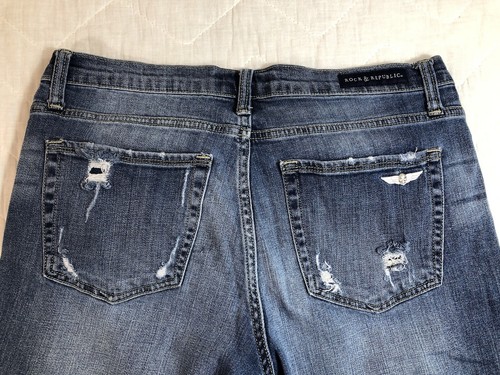 Rock & Republic Jeans Women’s Size 12 Denim Boyfriend Indee Distressed Mid Rise - Picture 9 of 20