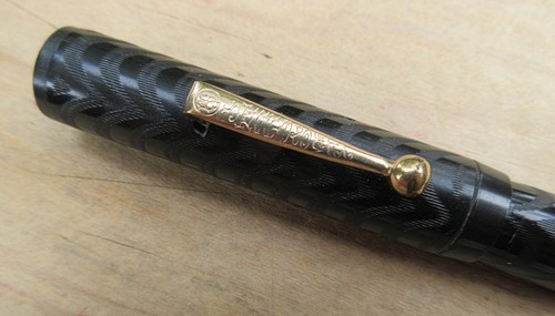 Vintage HARRIS Etched Black Fountain Pen - No Nib - Picture 4 of 7