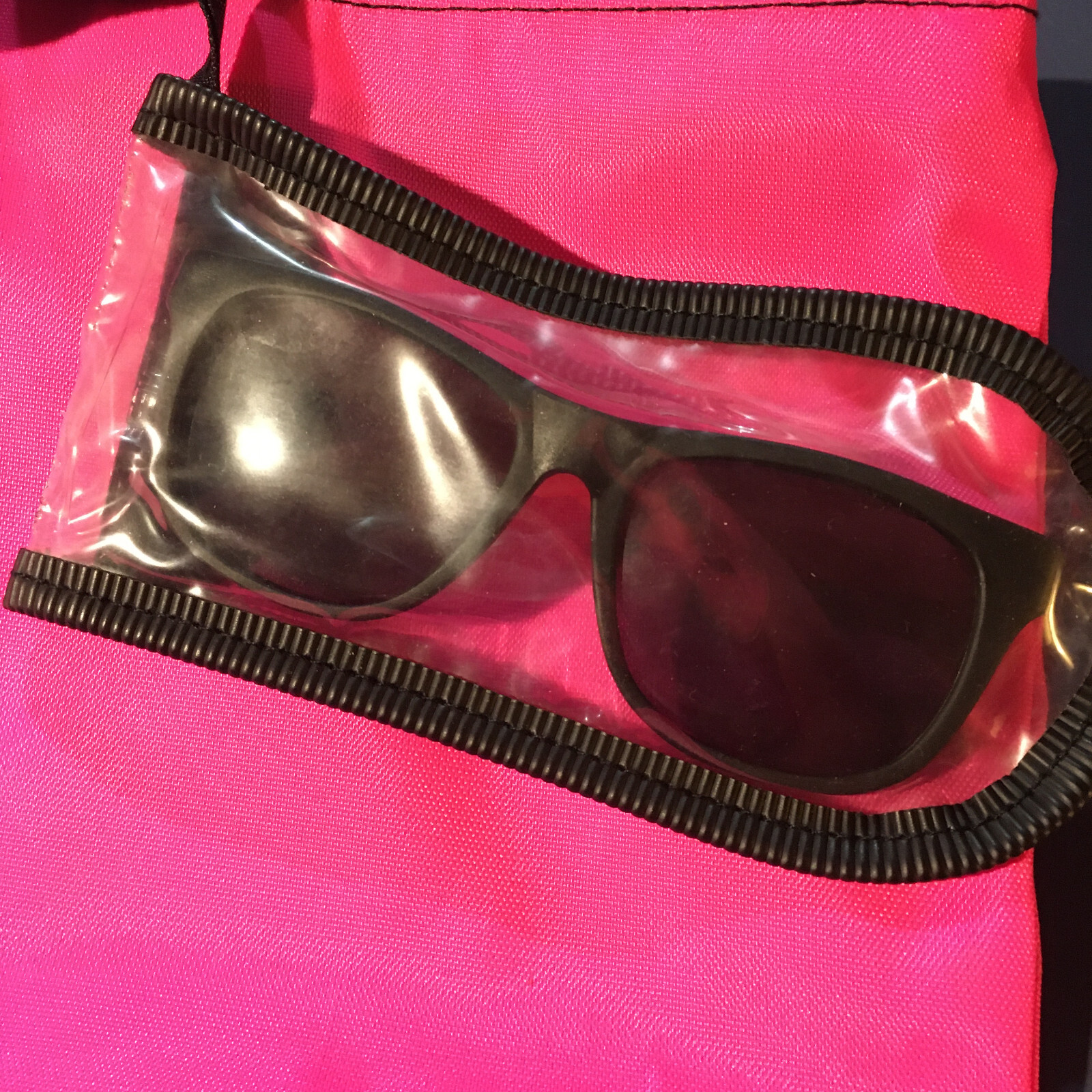 Shades of Gitano Handbag Tote Bag Purse Hot Pink 1980s Vintage NEW WITH TAGS