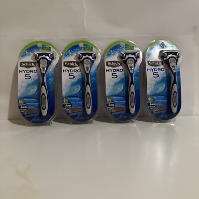 Schick Hydro 5 Razor with 2 Catridges Lot 4