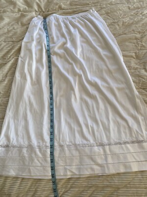 Demi-slip Lorraine - 100% Nylon Antron - Ivoire - Taille M - Fabriqué USA