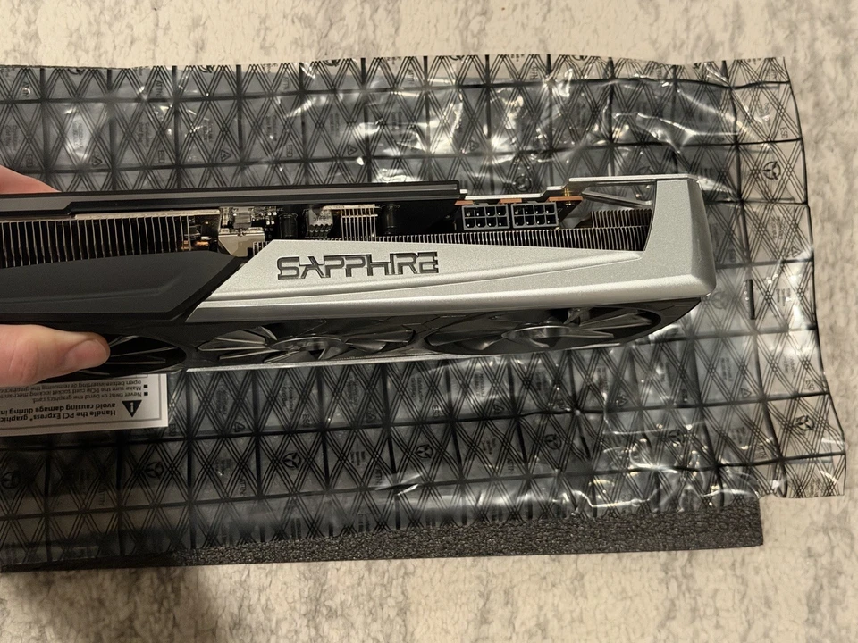 SAPPHIRE Radeon NITRO+ RX 5700 XT 8GB GDDR6 Graphics Card (11293-03-40G) - Image 3 of 4