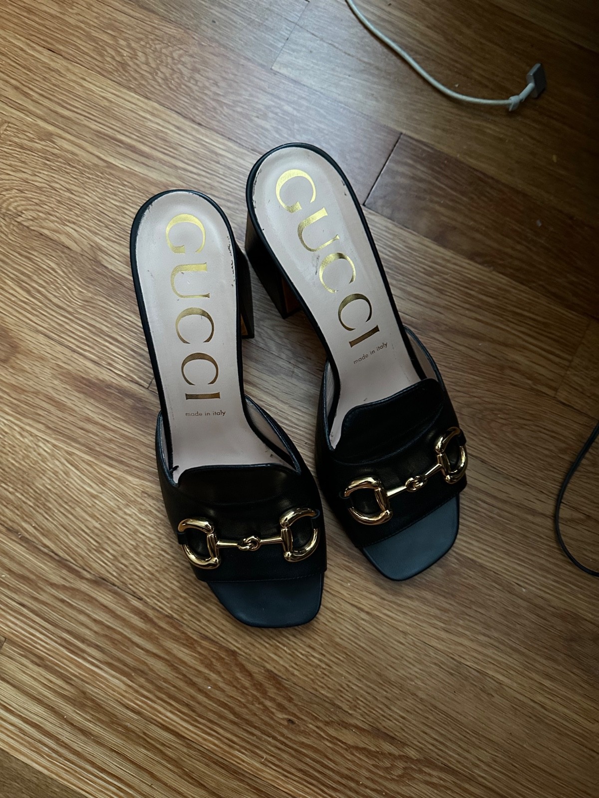Gucci slides for women size 9.5 brand new never worn-image
