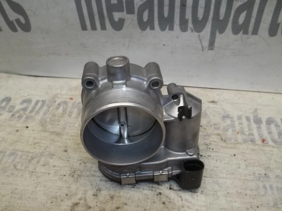 04-08 Cadillac CTS STS SRX Buick Allure carrocería del acelerador y conector 12589056 OEM Foto 3 de 4