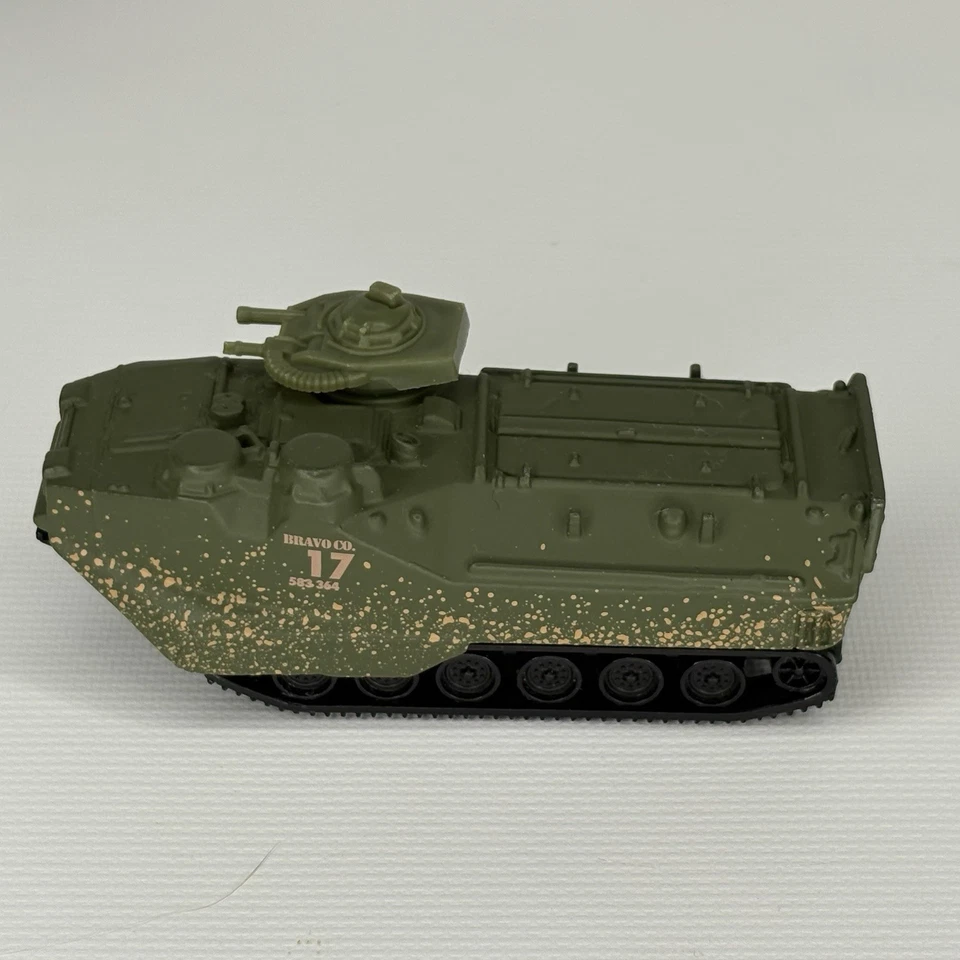 Mattel Matchbox 90's Army Bundle. Lote de 8. Lanzador de misiles, Humvee, tanques, etc. Foto 2 de 4