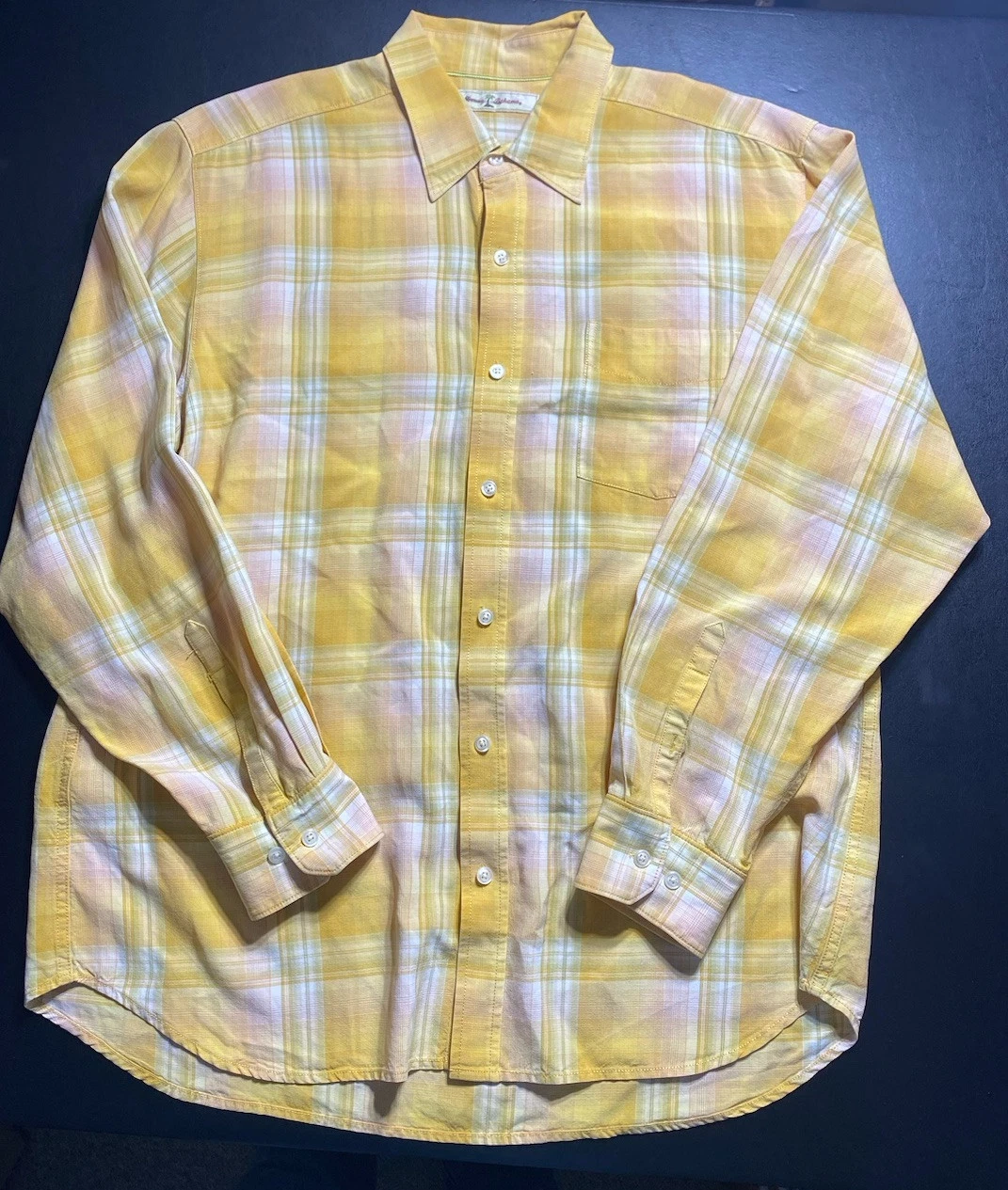 Tommy Bahama Checkered Button Down Shirt Size Large