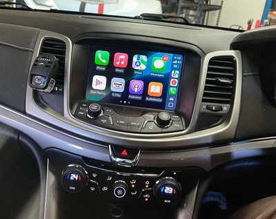 VF Commodore K-play Module Series I | Retains factory features  + CarPlay