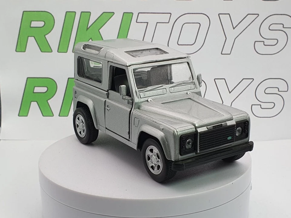 Land Rover Defender New Ray 1/32 Argento 2004 - Immagine 4 di 4