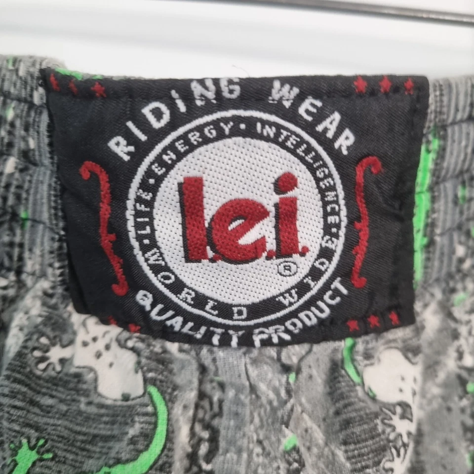 VTG 90 L.E.I Gecko Hawaii Tribal Baggy Parachute Gym Muscle Jogger Pant Men Sz M - Image 4 of 4