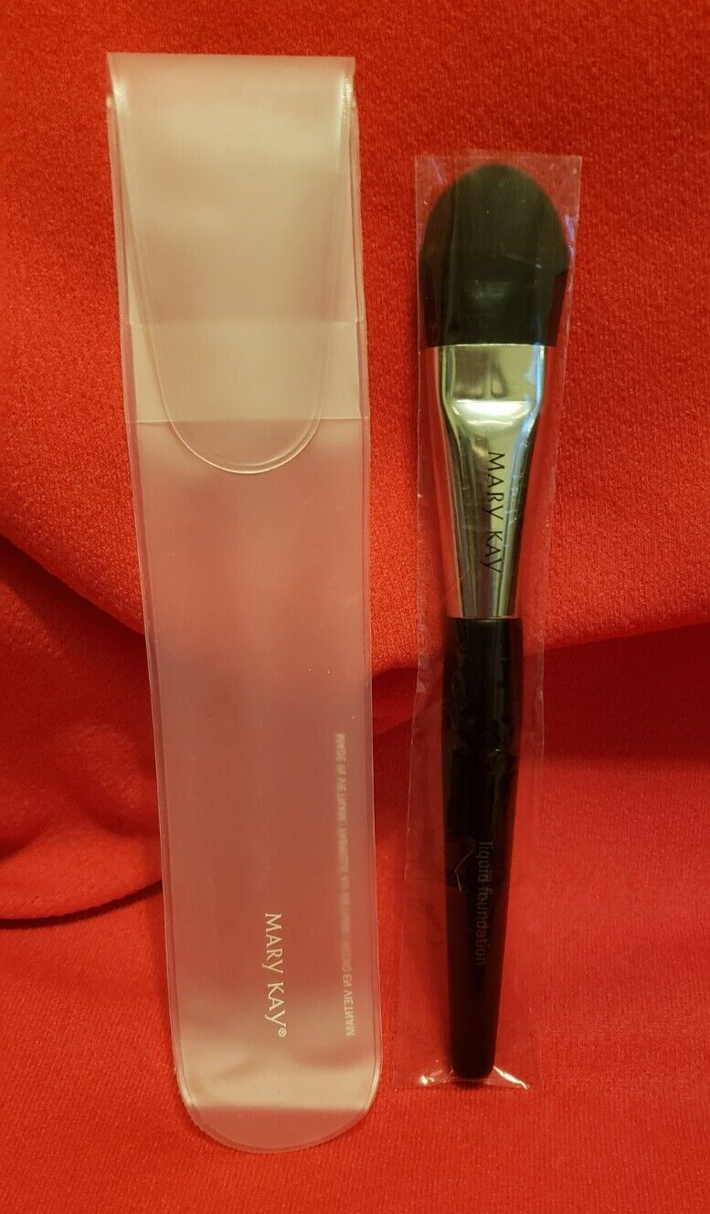 Mary Kay LIQUID FOUNDATION BRUSH, New in Plastic Sleeve eBay
