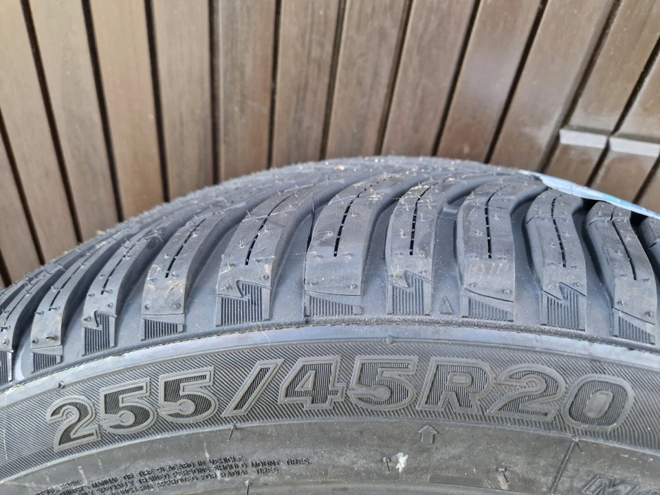 Allwetterreifen 255/45 r20 mit Leichtmetal-Felgen  Mercedes GLC ,  - Bild 4 von 4