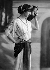 German Empire berlin woman dressed as Roman woman and with stonewa- 1912 Photo