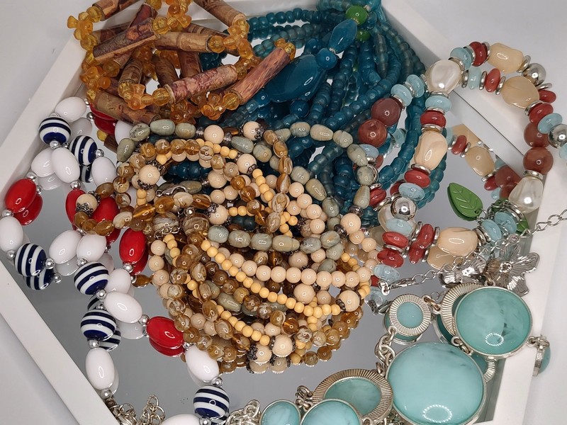 Necklace Lot Mixed 6