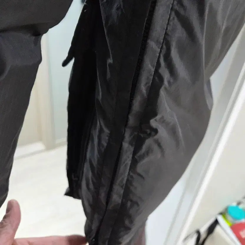 Canada Goose Men's L Size Padded Parka