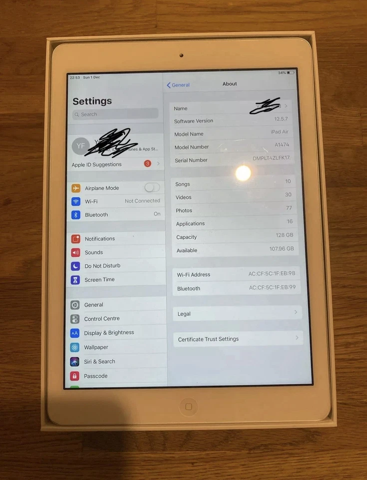 Apple iPad Air 1st Generation 9.7 Inch Tablet Wifi 128GB - Image 3 of 4