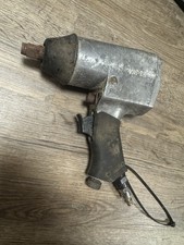 Vaper Heavy Duty Pneumatic Impact Wrench (SPECS UNKOWN)