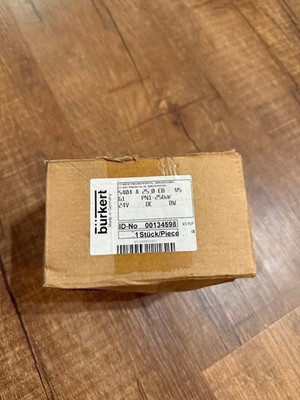 Bürkert 2/2-WEGE PNEUMATIKVENTIL; SERVOKOLBEN 5404 A 25,0 EB, MS  /00134598 /NEU