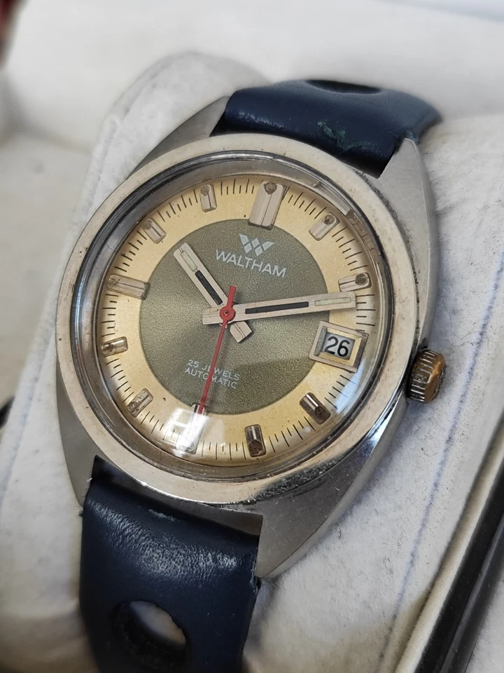 Waltham vintage automatic watch for men all steel case rally strap two tone dial - Image 4 of 4