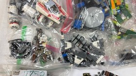 Huge Lego Star Wars Set + Minifigure & Accessories Lot! Vintage #7133, #7752 Etc