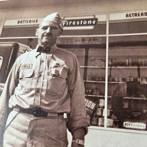 Vintage Magazine for Porcelain Sign Collecting - Shell Gas Oil Firestone Cover! - Image 3 of 4