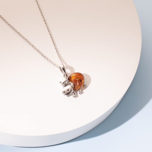 Baltic Amber Hippo Animal Pendant Necklace Sterling Silver - Picture 5 of 5