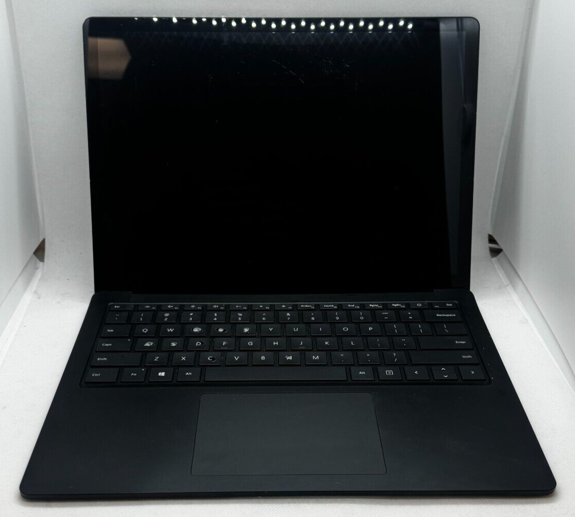 Microsoft Surface Laptop 4 - 13.5 in. i5/8/256 Model 1951