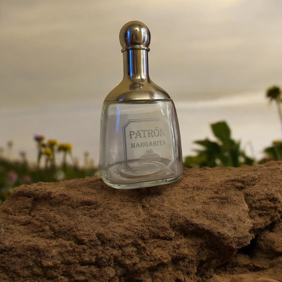 PATRON Margarita Coctelera Vidrio Inoxidable 18oz Cóctel Tequila Whisky Mezclador Foto 3 de 4