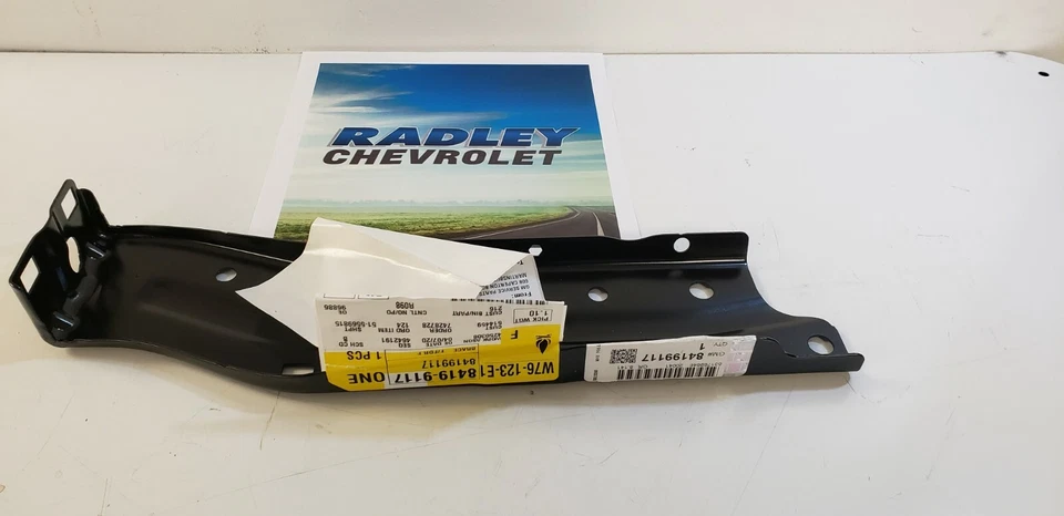 84199117 NEW GM OEM BRACKET CHEVROLET CAMARO B216 - Image 2 of 3