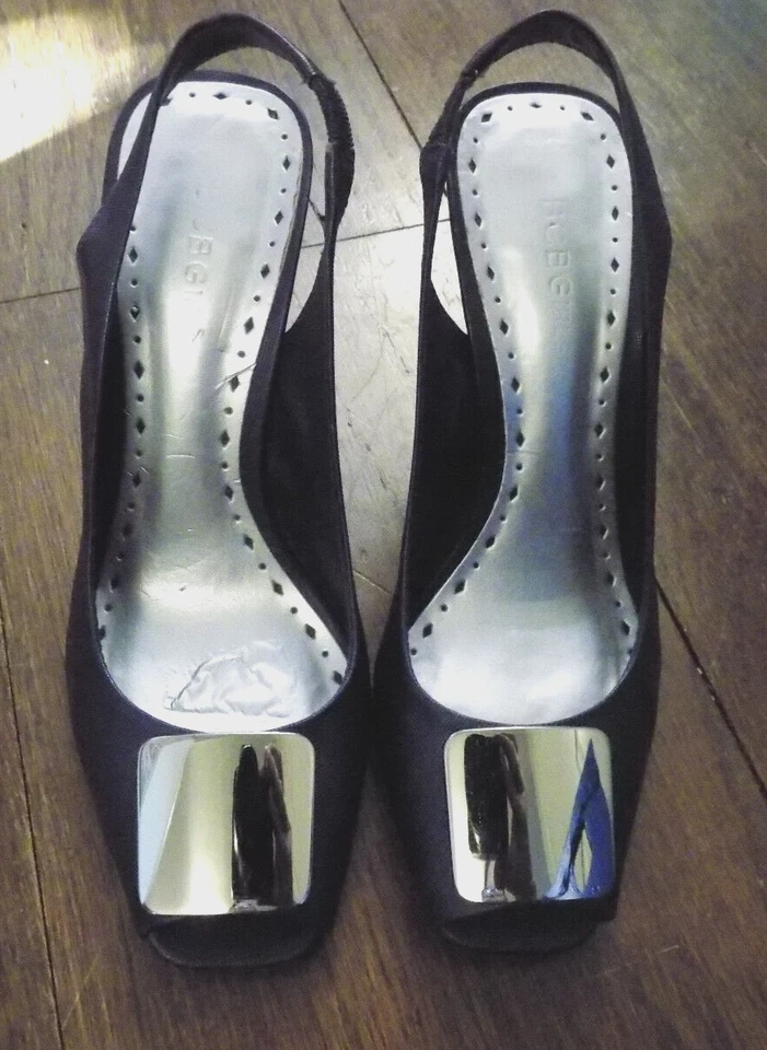BCBGirls BG-Zabrina Navy Texture Silver Medallion Slingback 4" Pump Peep Toe 8.5 - Image 2 of 4