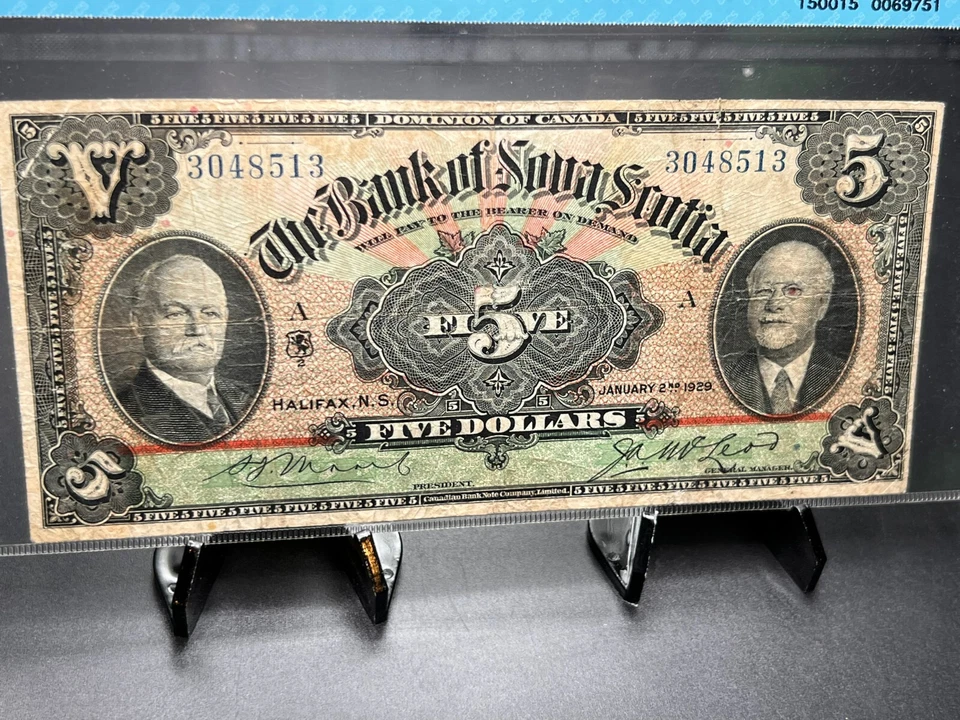 1929 Bank of Nova Scotia $5 Bank Note Graded F-15 Small Signatures SN 3048513 - Image 2 of 4