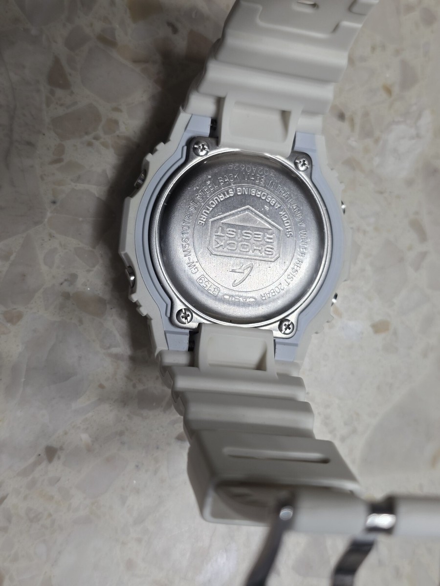 Casio G-Shock GW-M5610TR-7 Rare Model. No Reserve! Tough Casio G-Shock GW-M5610TR-7 Rare Model. No Reserve! Tough