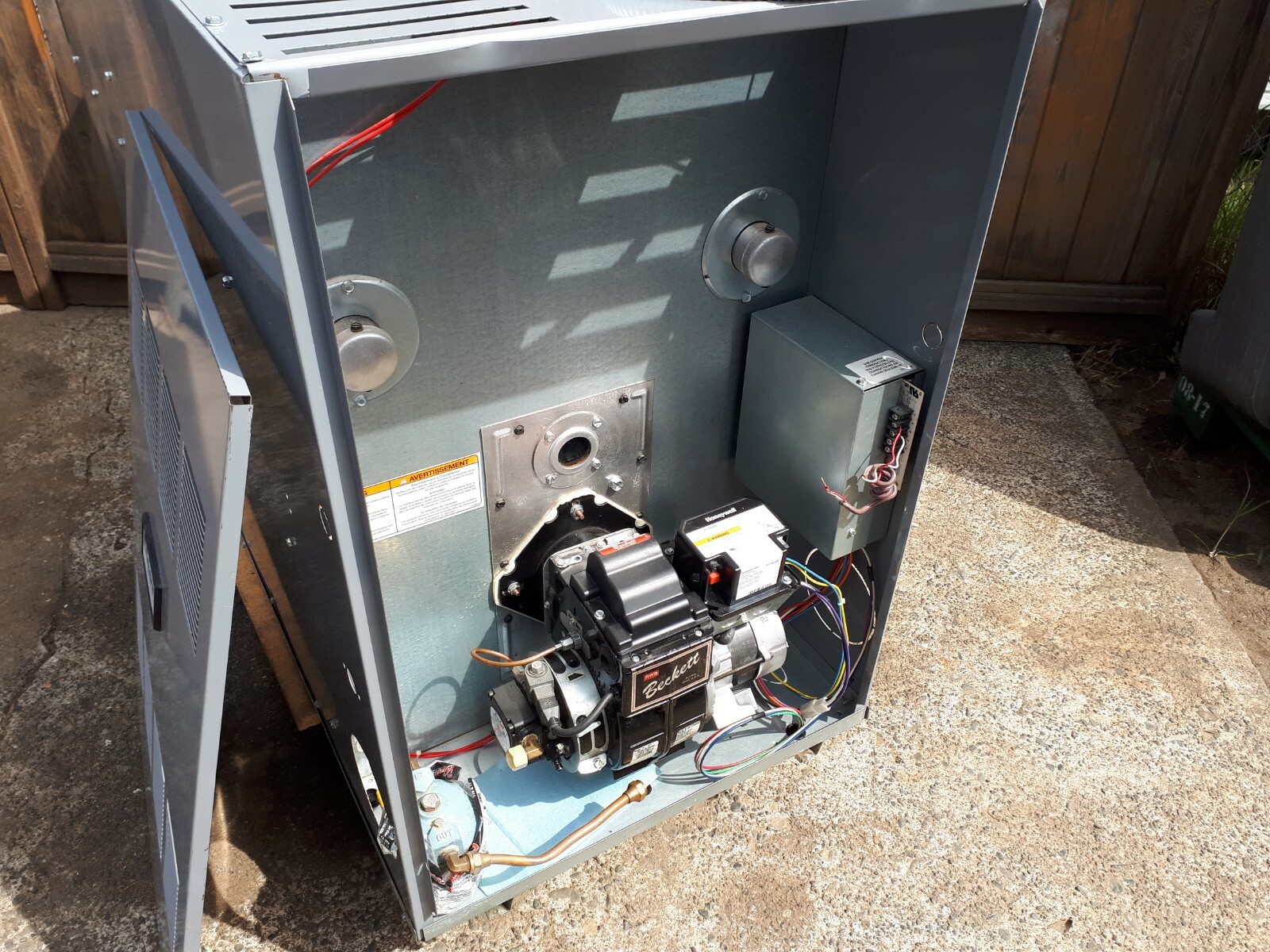 Olsen Oil Fired Furnace Lowboy 97,000 BTU Tested, Rear Chimney eBay