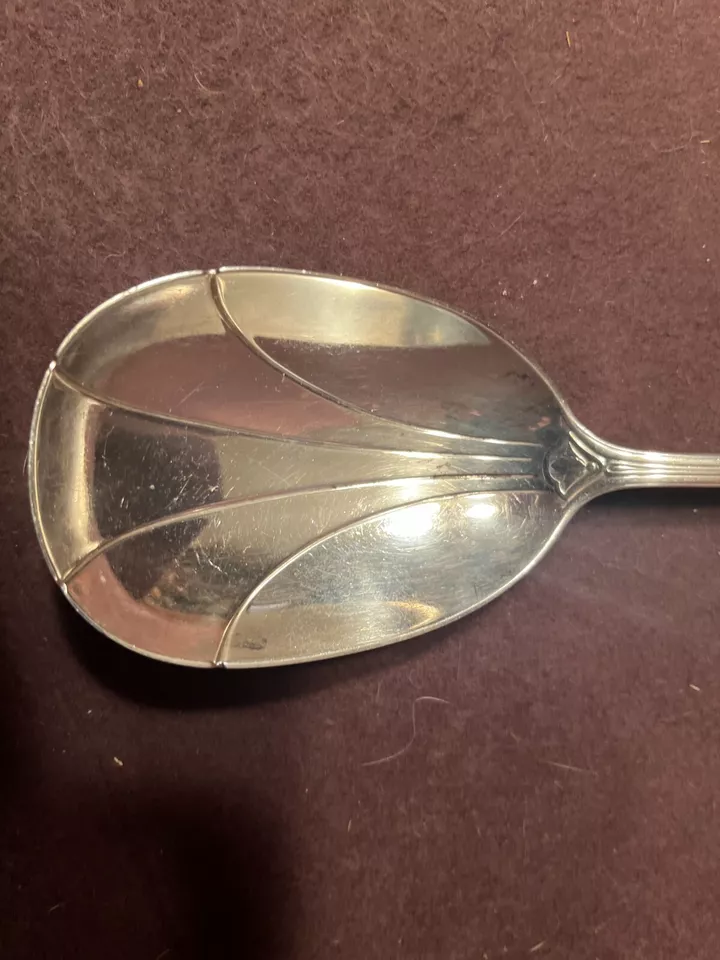 Cuchara bayas vintage Tiffany & Co. de plata esterlina decorativa 9 3/8" Foto 3 de 4
