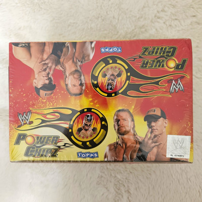 2009 Topps WWE Power Chipz Display Box 30 Packs + 6 Powerballs Originalverpackt